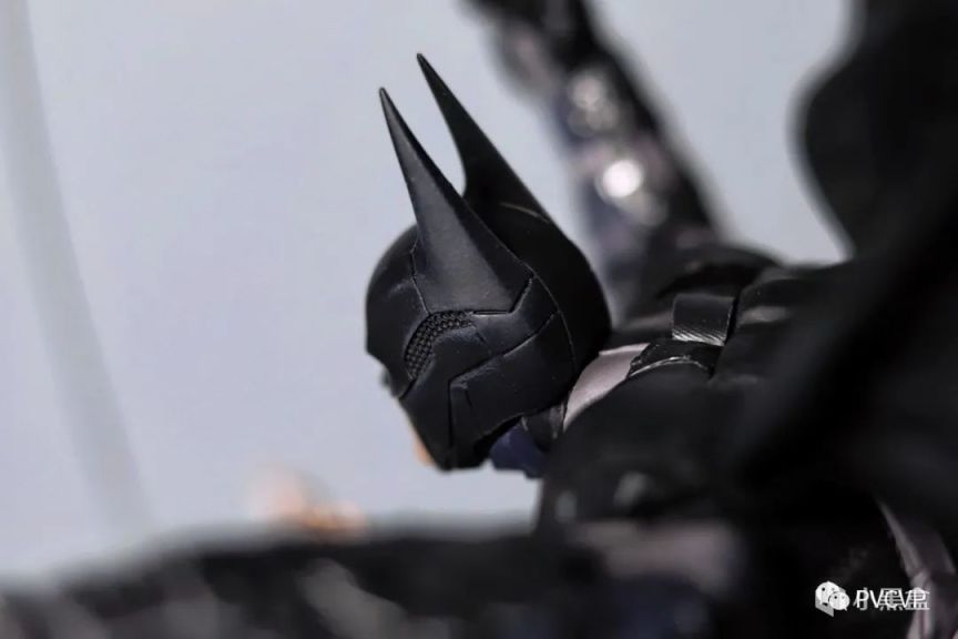 【蝙蝠侠：阿卡姆骑士】圣诞开箱了《阿卡姆》系列游戏授权的这个蝙蝠侠雕像，感受了一下高性价比！-第46张