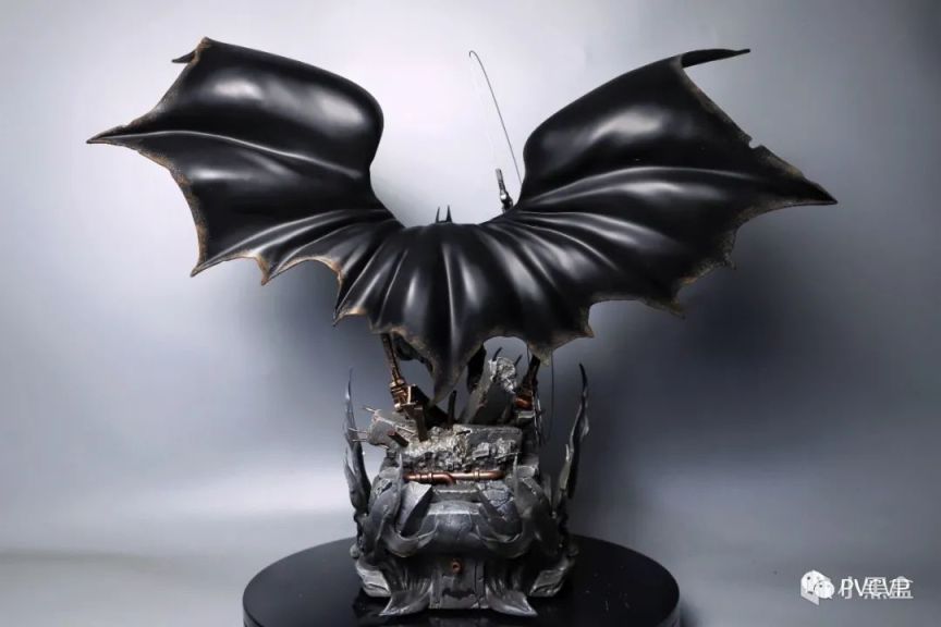 【蝙蝠侠：阿卡姆骑士】圣诞开箱了《阿卡姆》系列游戏授权的这个蝙蝠侠雕像，感受了一下高性价比！-第17张