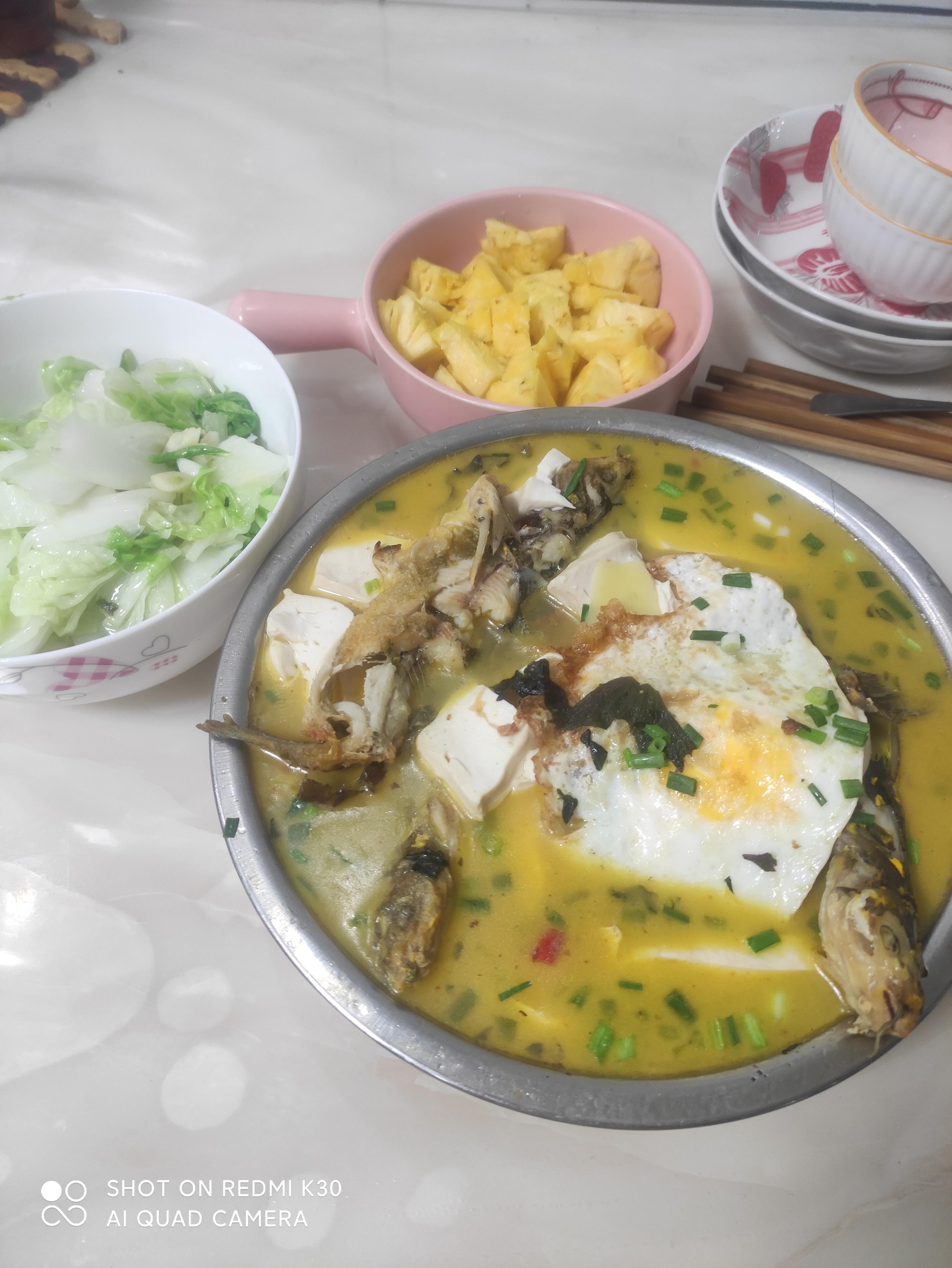 【小饭盒】营养美味黄鸭叫煮鸡蛋豆腐汤-第5张