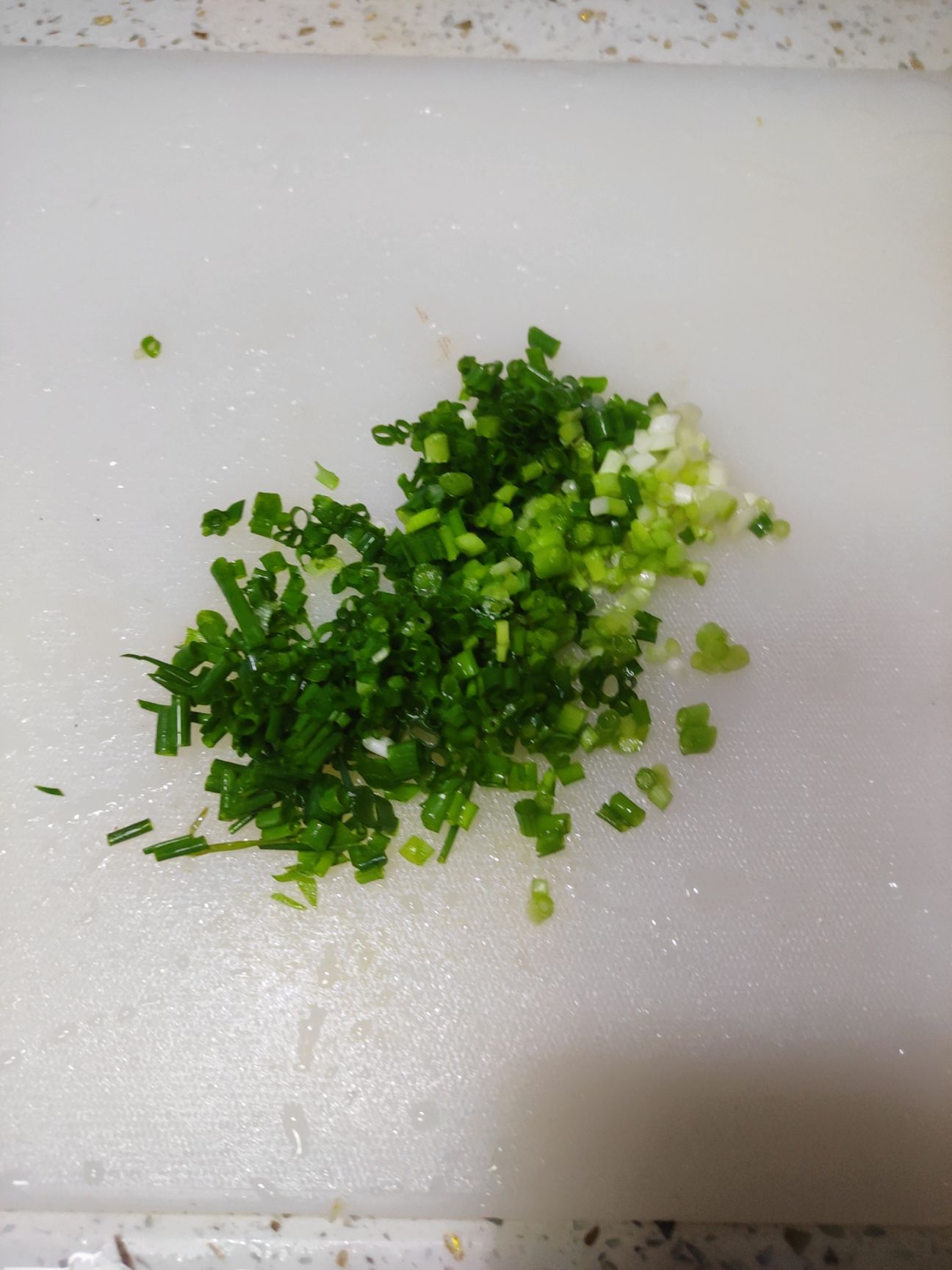 【小饭盒】家常菜 绿豆排骨海带汤-第2张