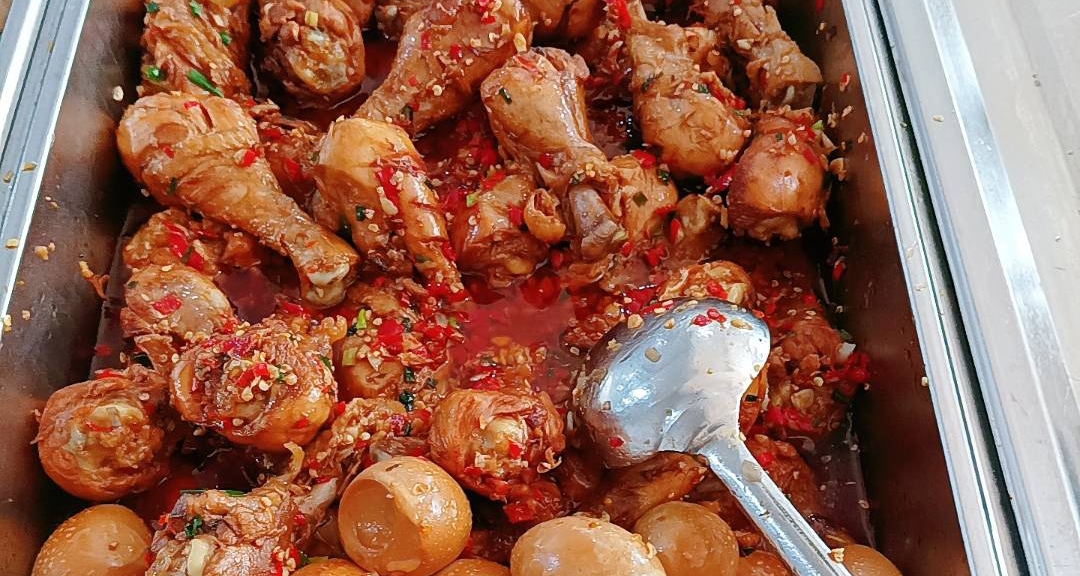 食堂今天吃鸡腿