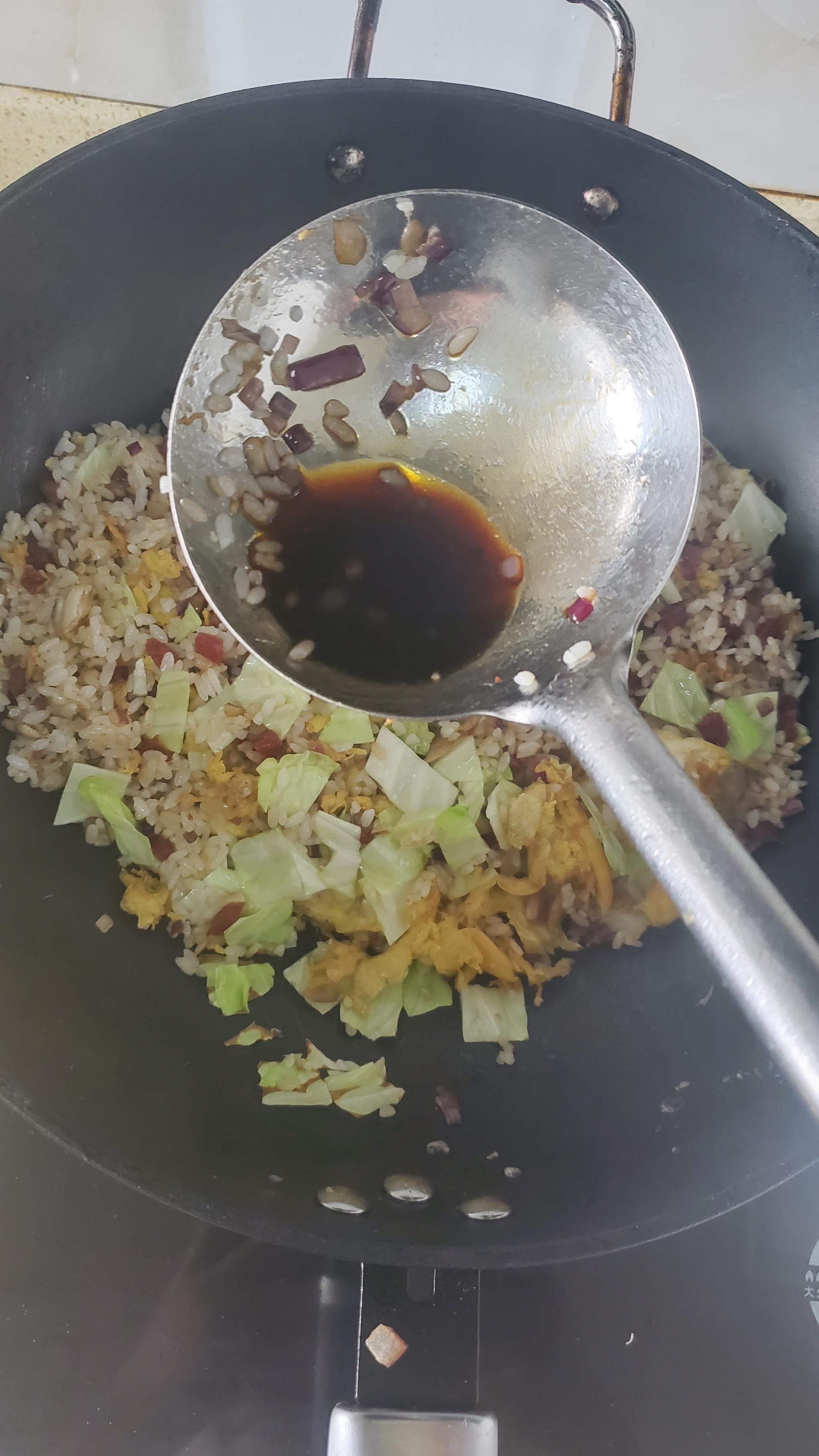 【小飯盒】今天做個簡簡單單的洋蔥培根蛋炒飯-第13張