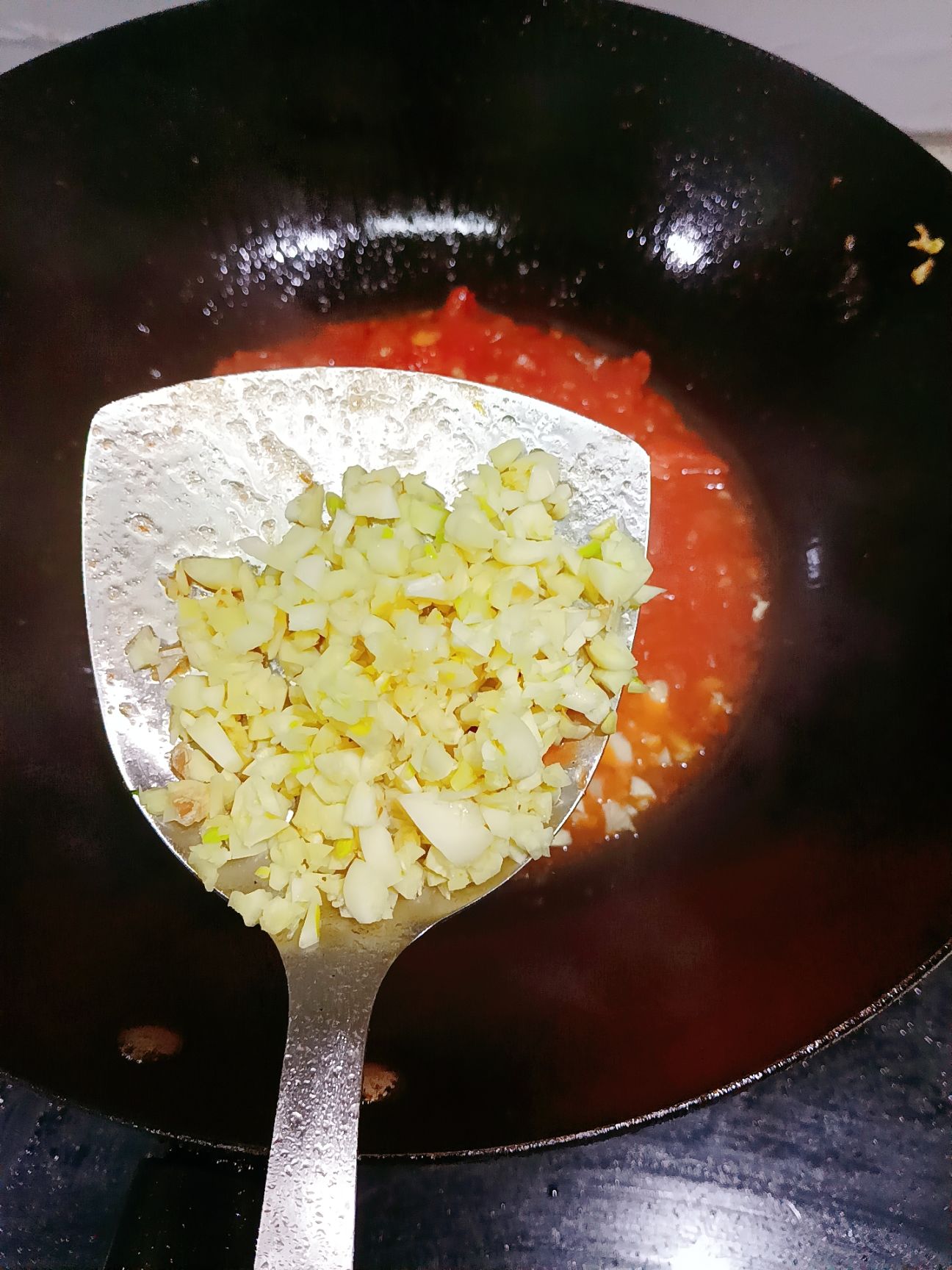 【球盟会】汤都要吃完的，番茄鸡蛋火腿肠面