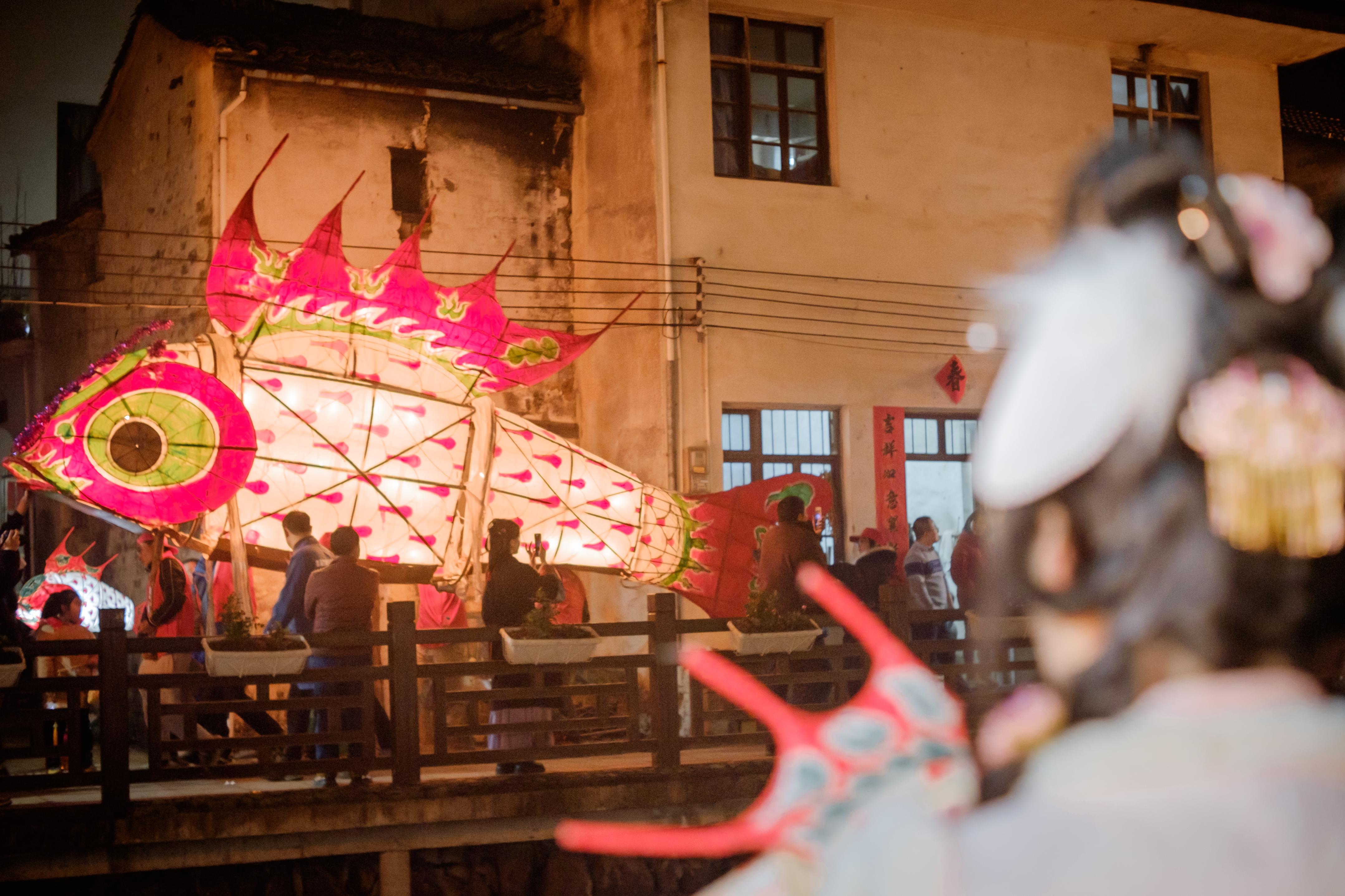 元宵，去原神里的鱼灯村看鱼灯吧！