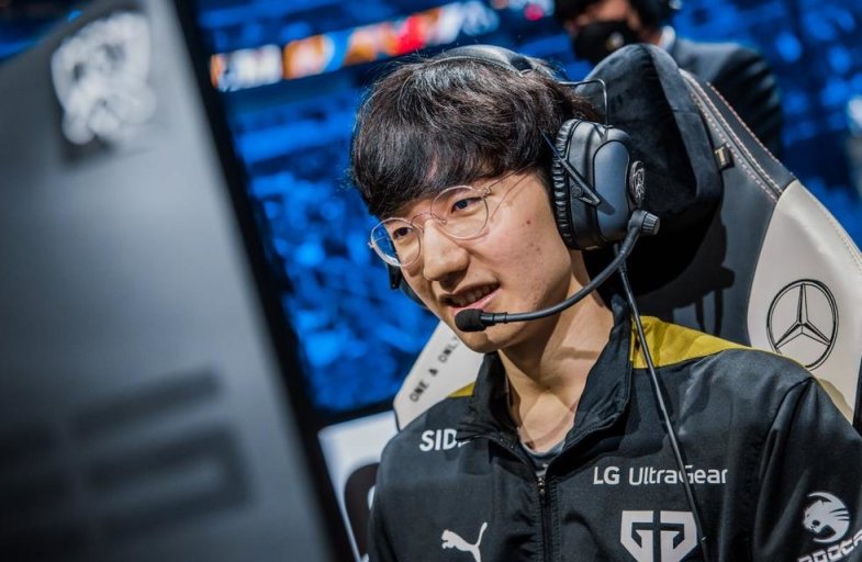 【英雄联盟】T1仅辅助入选？韩网投票亚运会阵容，Ruler上榜-3楼猫