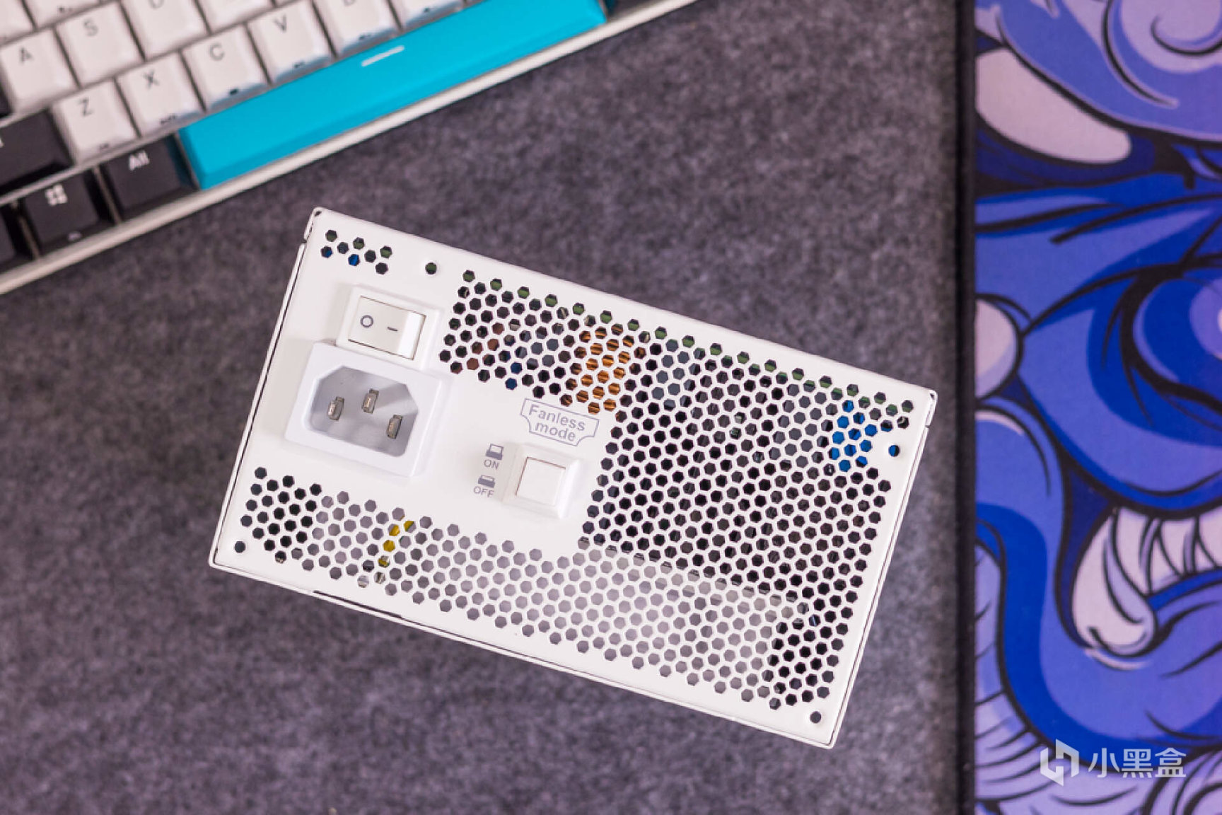 白色主机构建:13代酷睿＋索泰RTX 4070 欧泊白打造Dream PC之旅