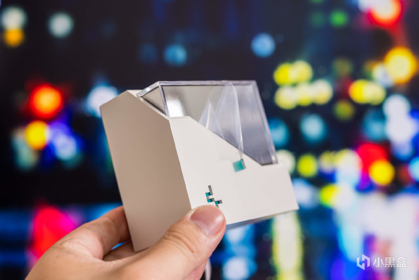 白色主机构建:13代酷睿＋索泰RTX 4070 欧泊白打造Dream PC之旅