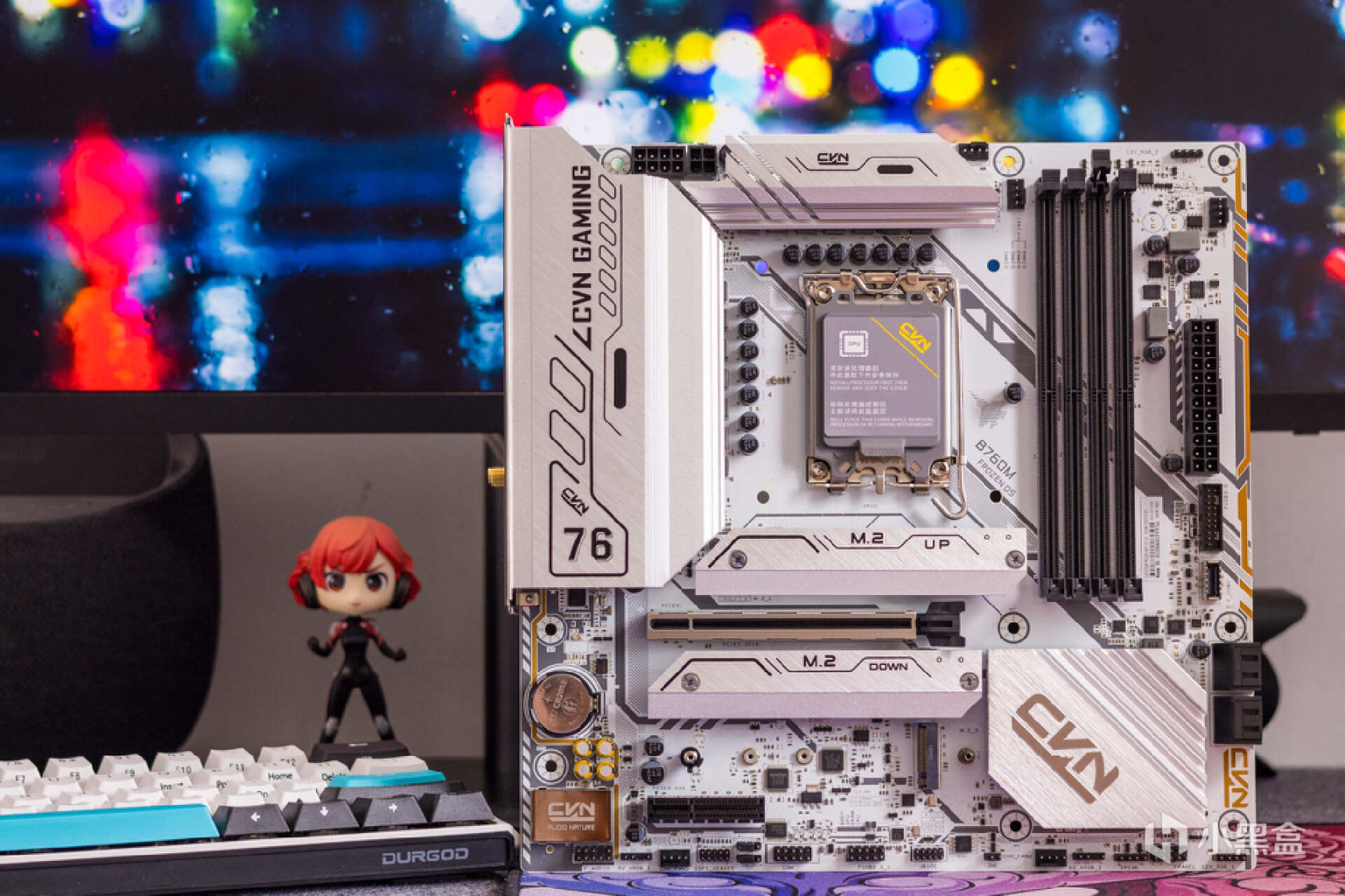 白色主机构建:13代酷睿＋索泰RTX 4070 欧泊白打造Dream PC之旅