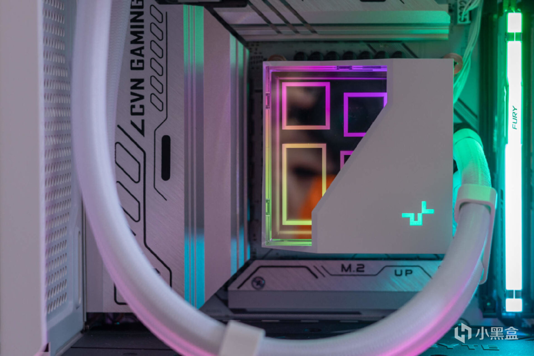 白色主机构建:13代酷睿＋索泰RTX 4070 欧泊白打造Dream PC之旅