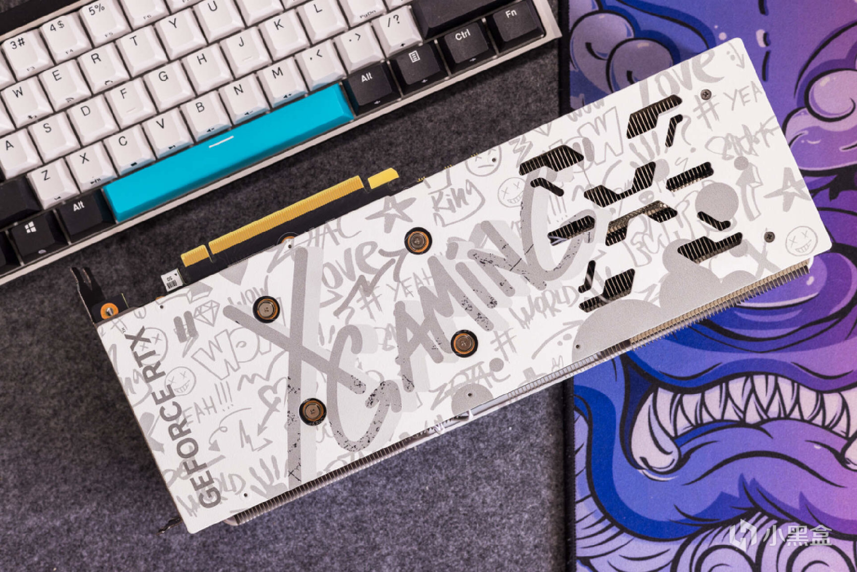 白色主机构建:13代酷睿＋索泰RTX 4070 欧泊白打造Dream PC之旅