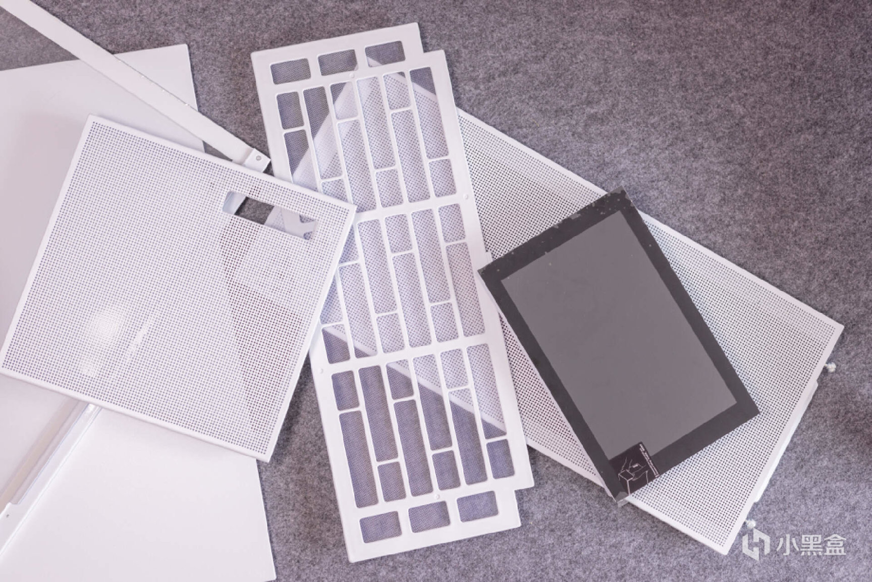 白色主机构建:13代酷睿＋索泰RTX 4070 欧泊白打造Dream PC之旅