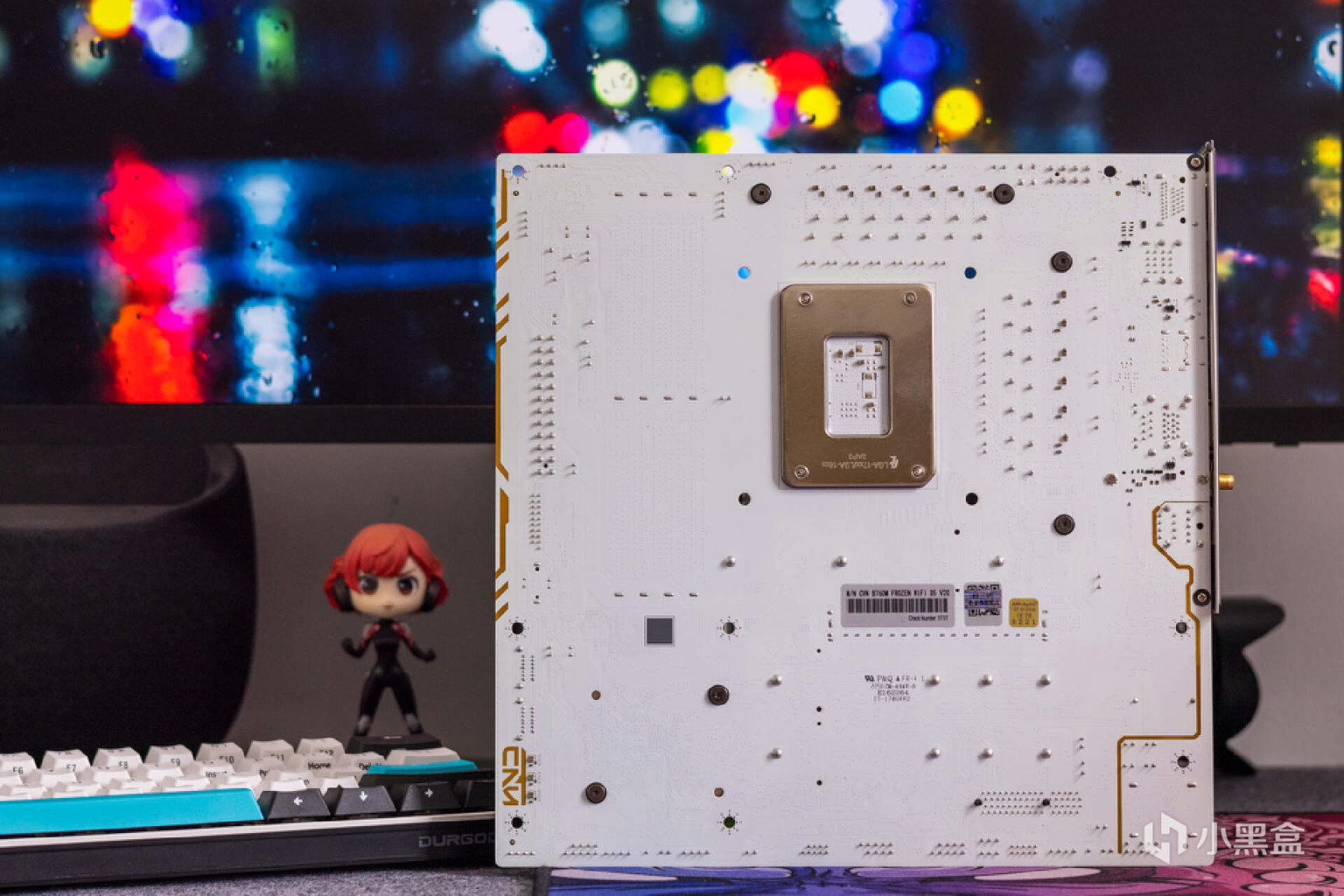 白色主机构建:13代酷睿＋索泰RTX 4070 欧泊白打造Dream PC之旅