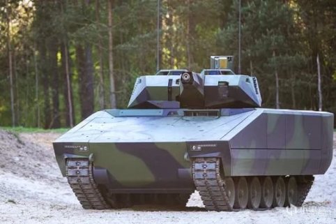 【装甲战争】如何使用好这台兼顾攻击和防护强悍性能的“山猫”装甲车！