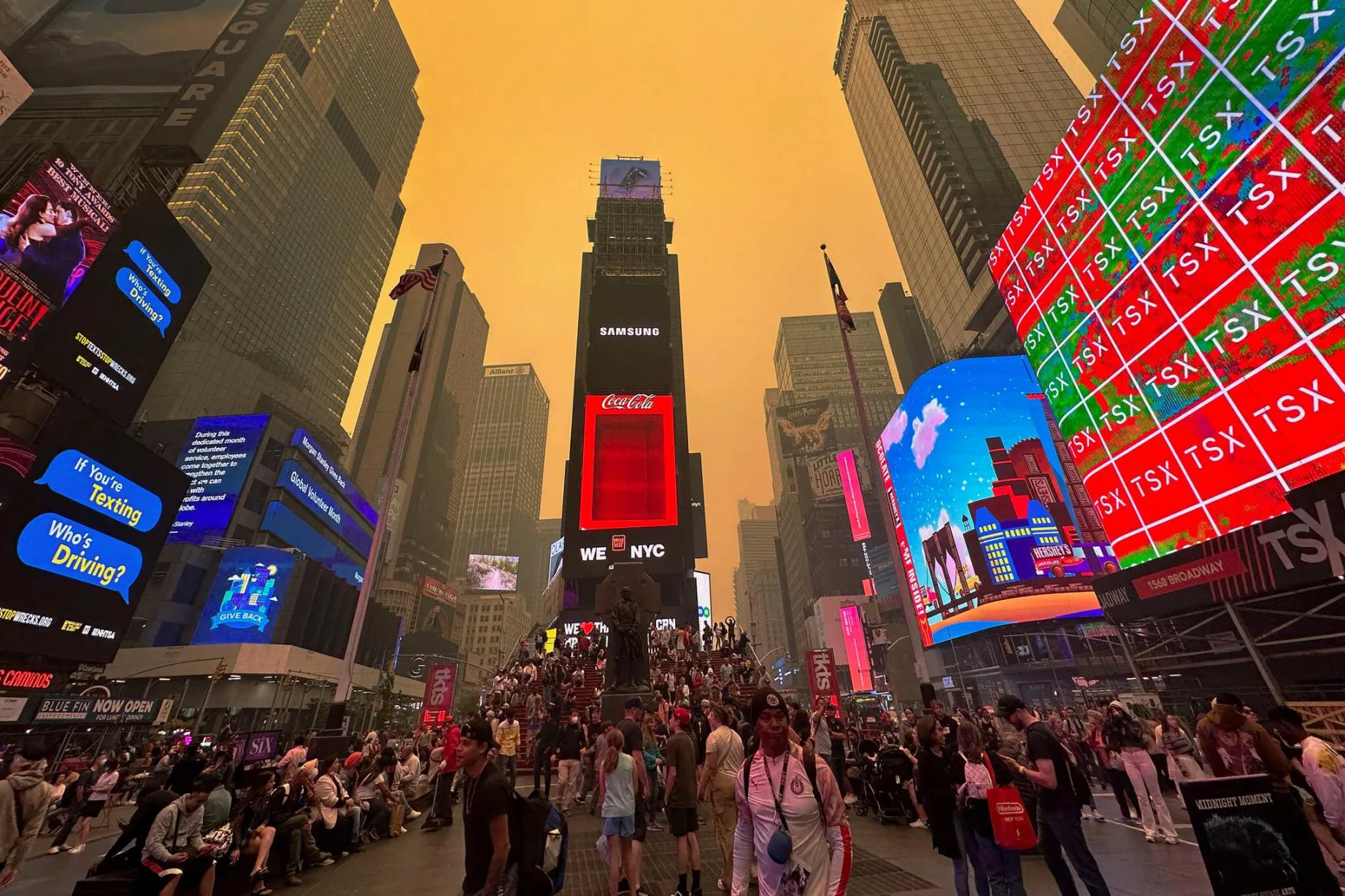 【PC遊戲】"歡迎來到地獄": 在紐約霧霾下的《暗黑破壞神4》廣告照片-第5張