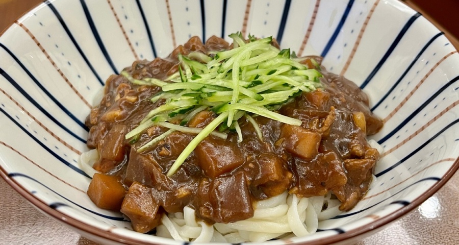 【炸醬麪】喜歡一些黏黏糊糊的食物