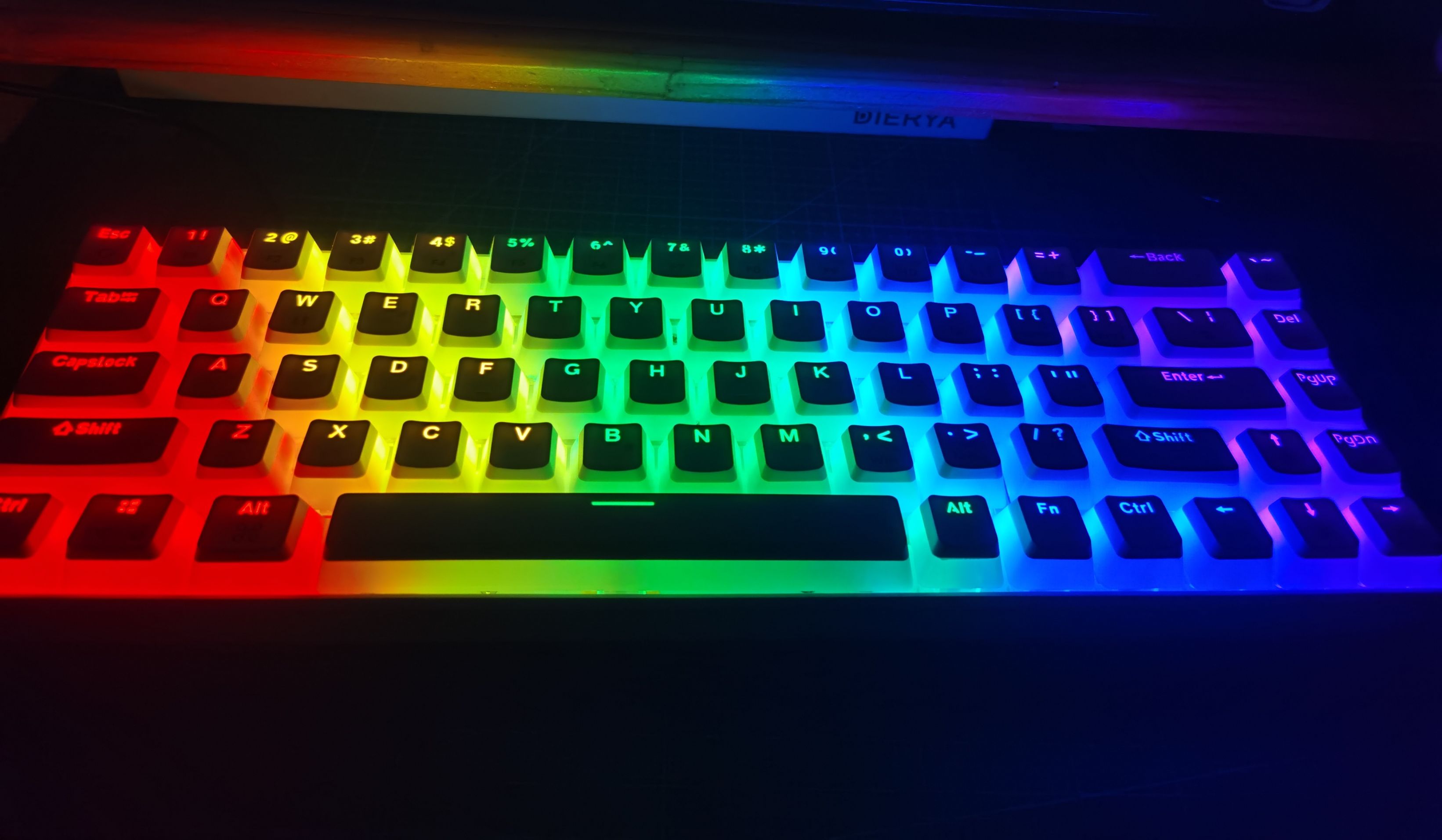 只要35元的真・机械轴键盘