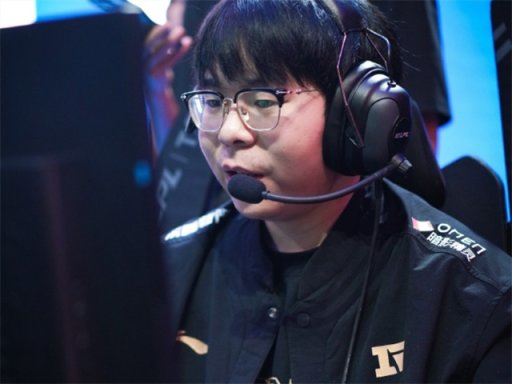 【英雄联盟】LPL“全面降级”？letme称年薪过百万的选手很少，已挂牌3支战队-第0张