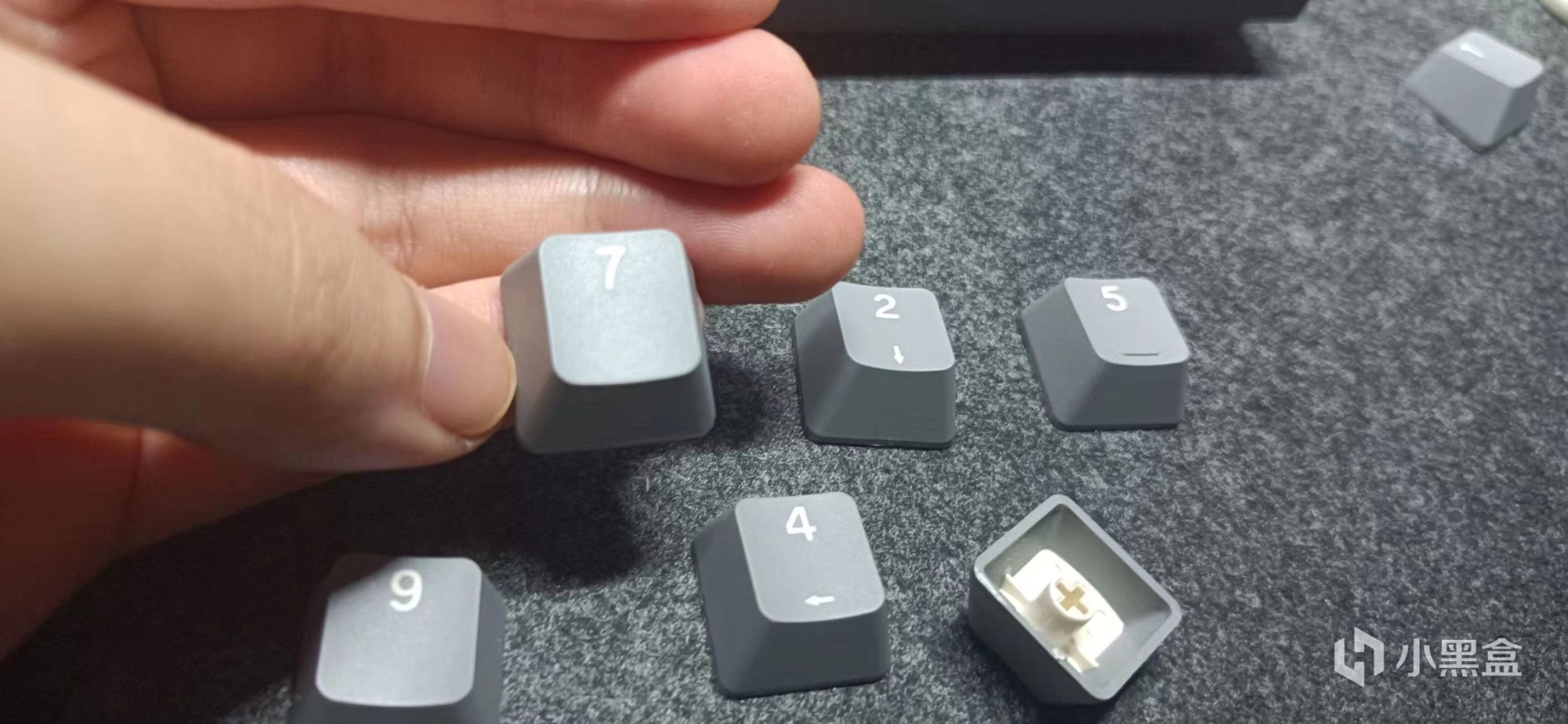 稀有物种！三文治+3模热插拔+彩屏，狼途LT104会是104新卷王吗？