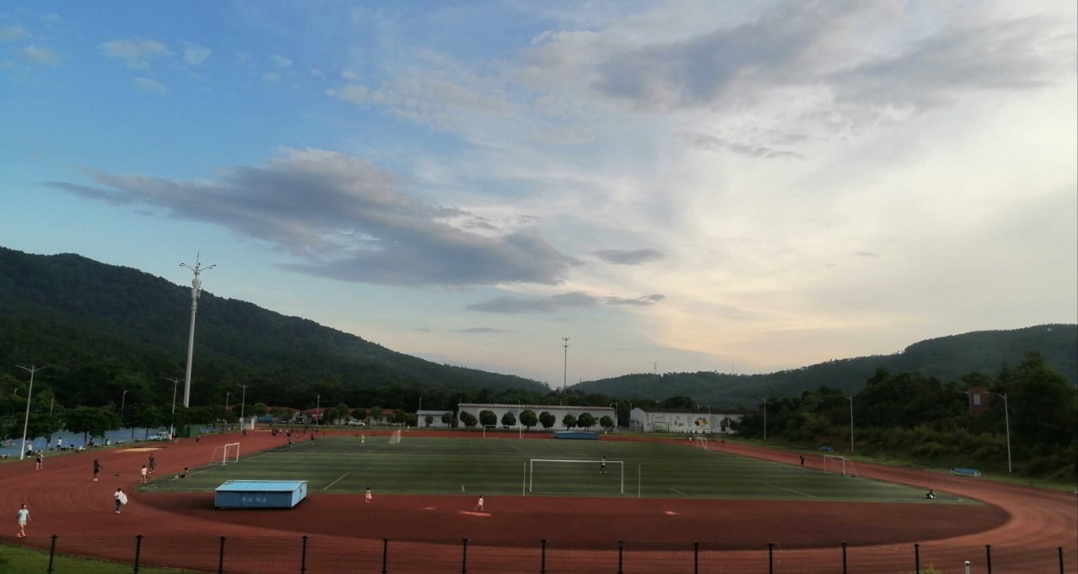 大学生新生避坑指南