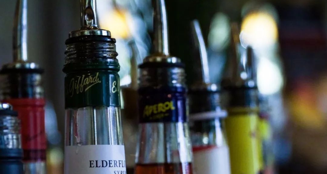 你會幾種酒令（未成年人不允許吸菸和喝酒）