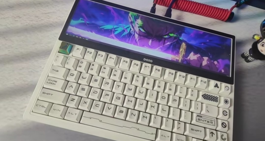 鍵盤真的捲成筆記本了？？？