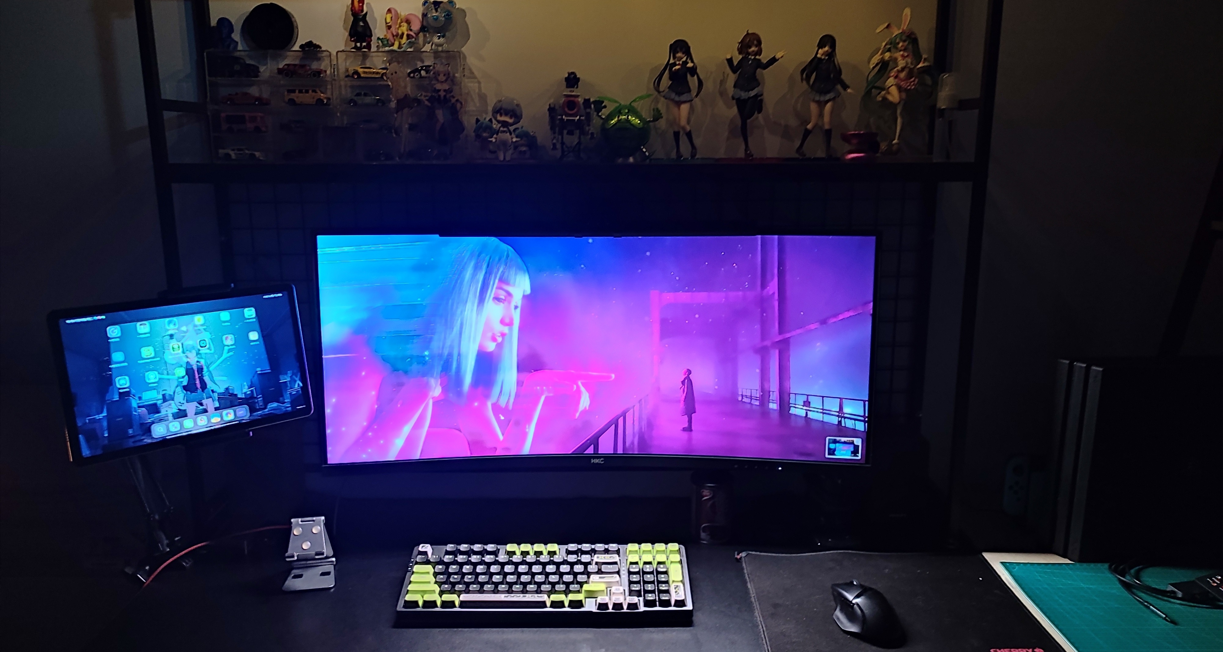 两个桌子一块屏，从此就粘椅子上了#桌搭分享#