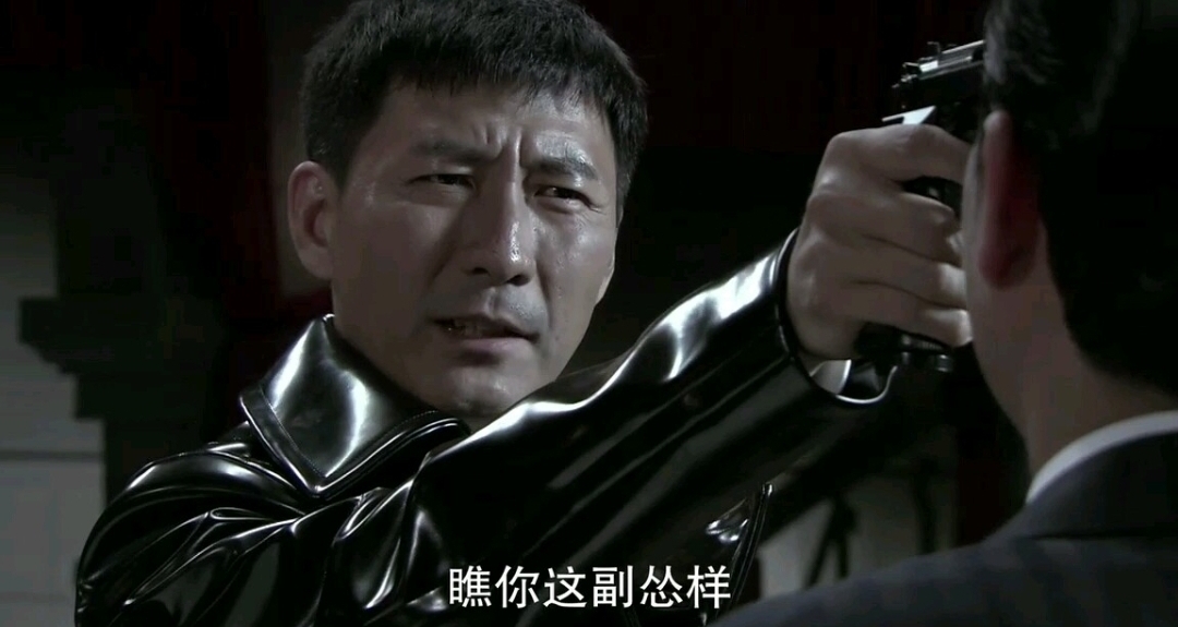 美國卡不了脖子的中國隊長燕雙鷹：半人半鬼，神槍第一！