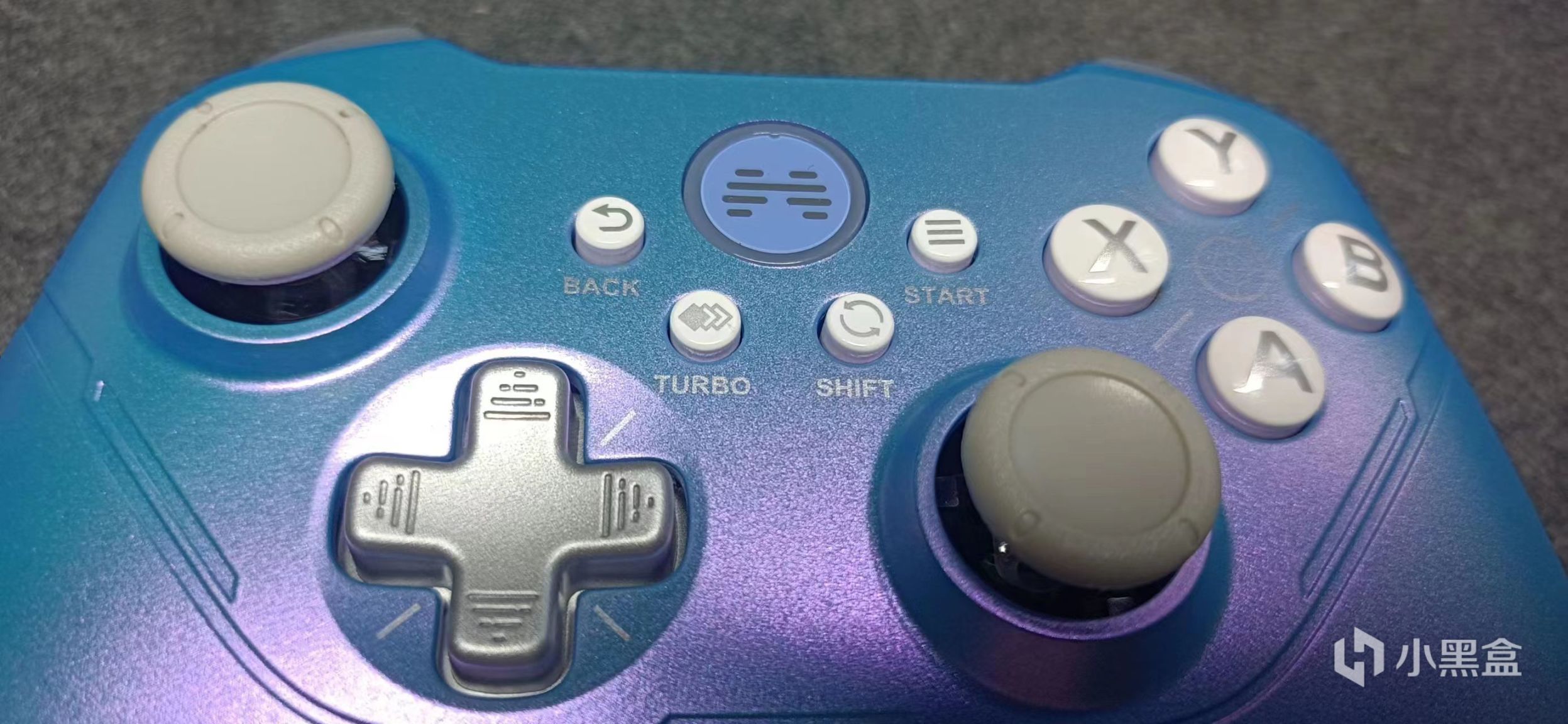 谁一直是手柄界的常青树？又有双霍尔新品？拆机详细测评！