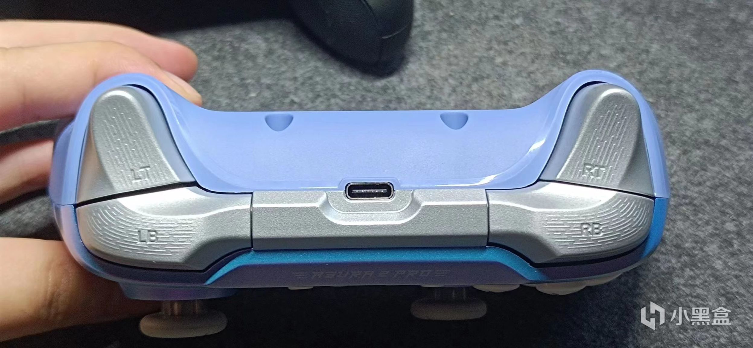 谁一直是手柄界的常青树？又有双霍尔新品？拆机详细测评！