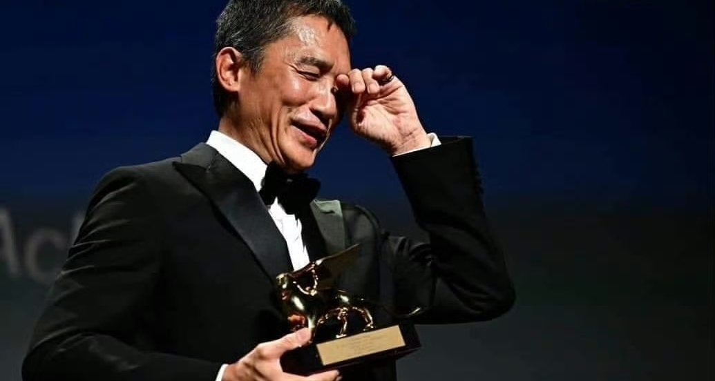 梁朝伟获终身成就奖:过去和现在的电影