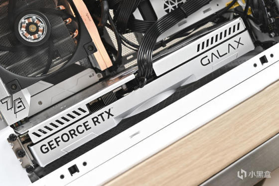 七彩虹 B760I+影驰 4070+海盗船 2000D AF RGB 装机展示