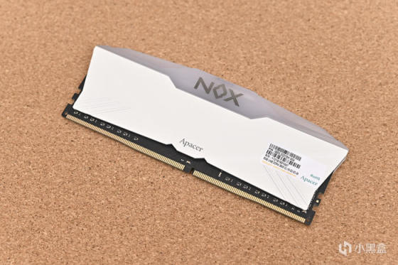 七彩虹 B760I+影驰 4070+海盗船 2000D AF RGB 装机展示