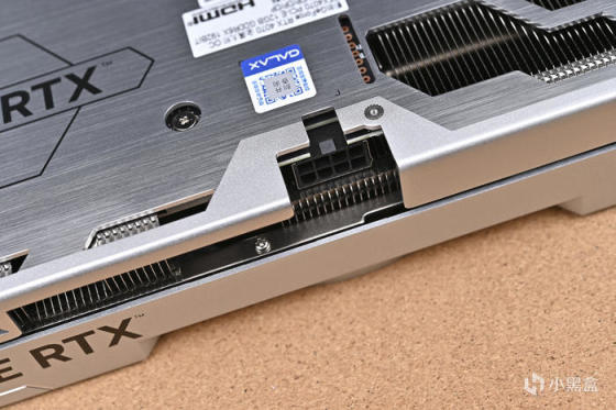 七彩虹 B760I+影驰 4070+海盗船 2000D AF RGB 装机展示