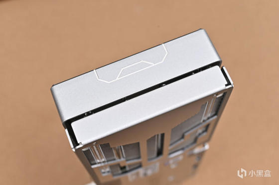 七彩虹 B760I+影驰 4070+海盗船 2000D AF RGB 装机展示