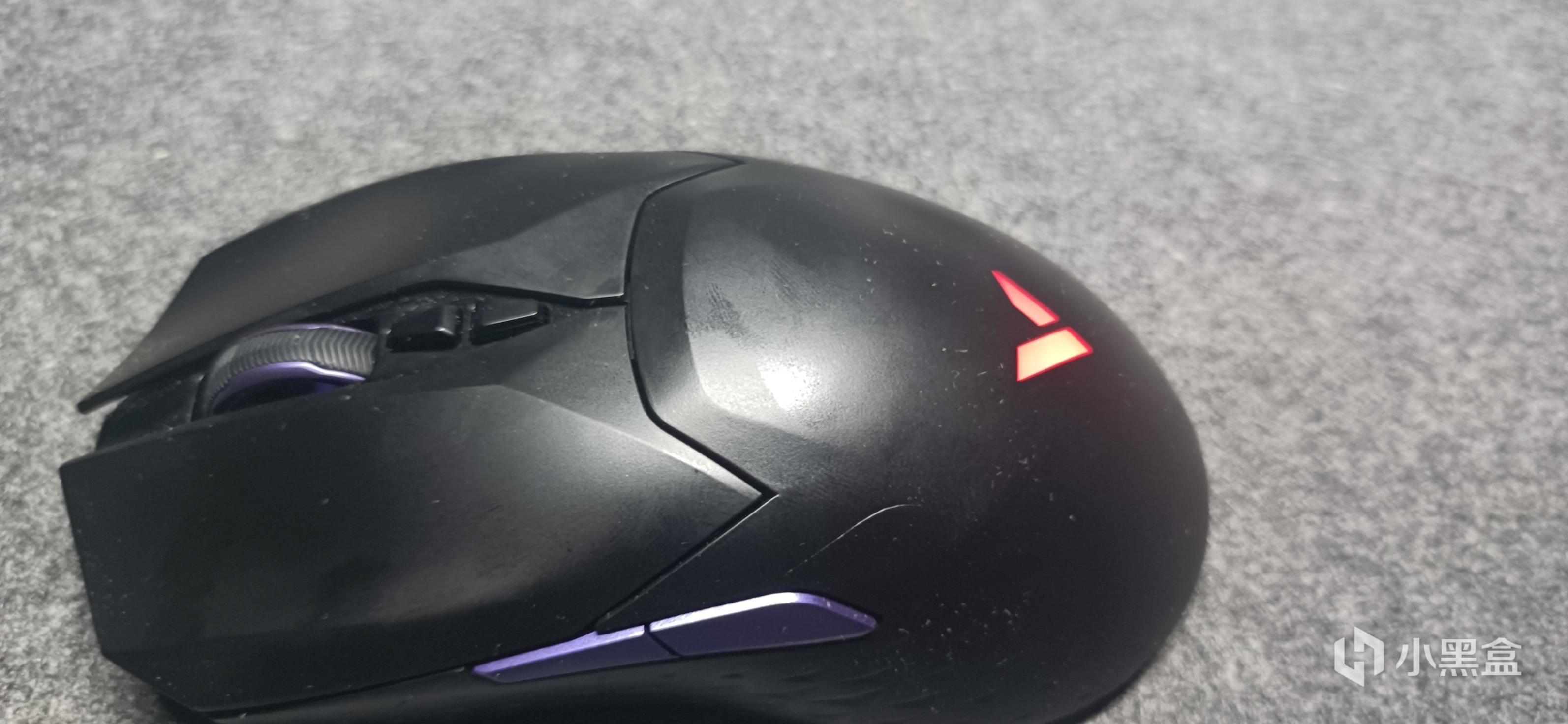 雷柏VT3S，鼠标堆料王还赠4k接收器，非轻量化玩家可以考虑