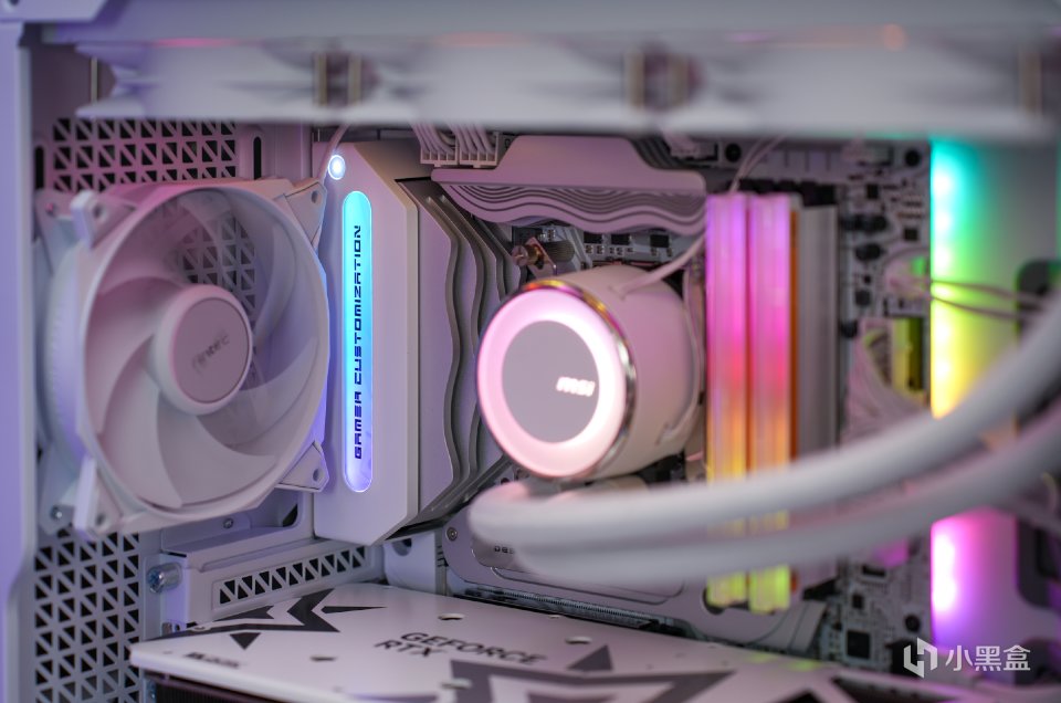 一线品牌看呆！从外观到性能都五五开？七彩虹Z790 D5 FLOW实测