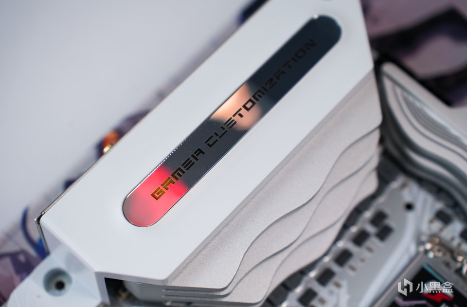 一线品牌看呆！从外观到性能都五五开？七彩虹Z790 D5 FLOW实测