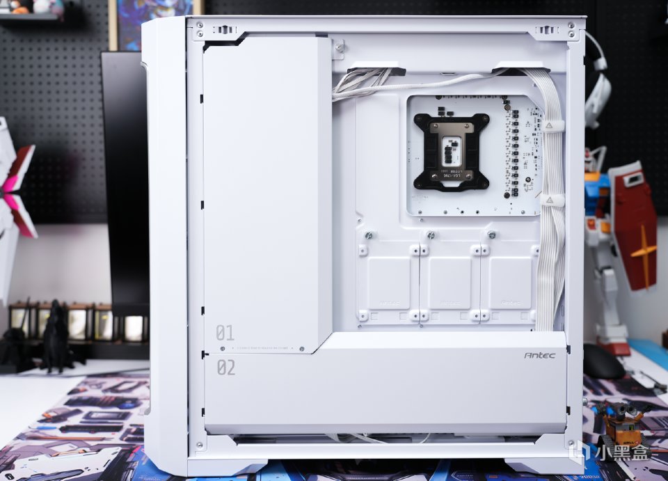 一线品牌看呆！从外观到性能都五五开？七彩虹Z790 D5 FLOW实测