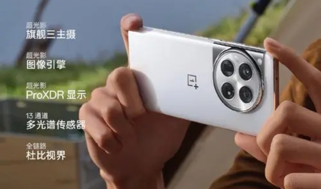 还有胶水高手？真我手机表兄弟"不将就"的别样人生！