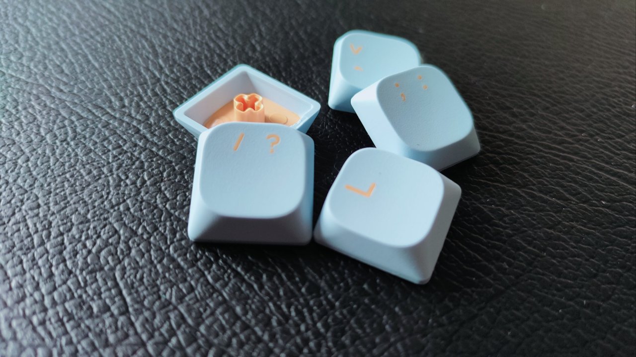 矮轴配上GASKET?当大厂开卷矮轴键盘  黑爵AK832