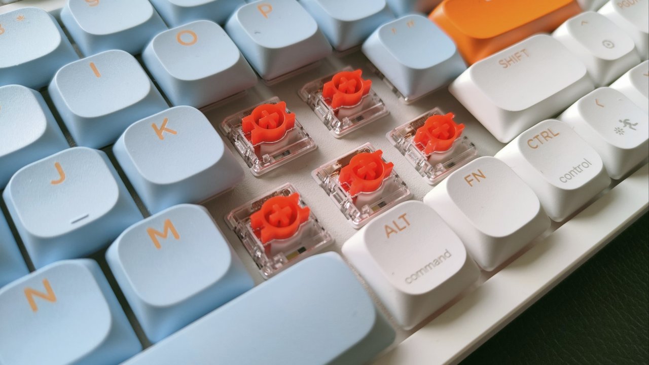 矮轴配上GASKET?当大厂开卷矮轴键盘  黑爵AK832