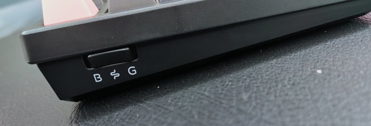 98配列真卷王?可插拔电池以及可插拔屏幕?高斯XS98T