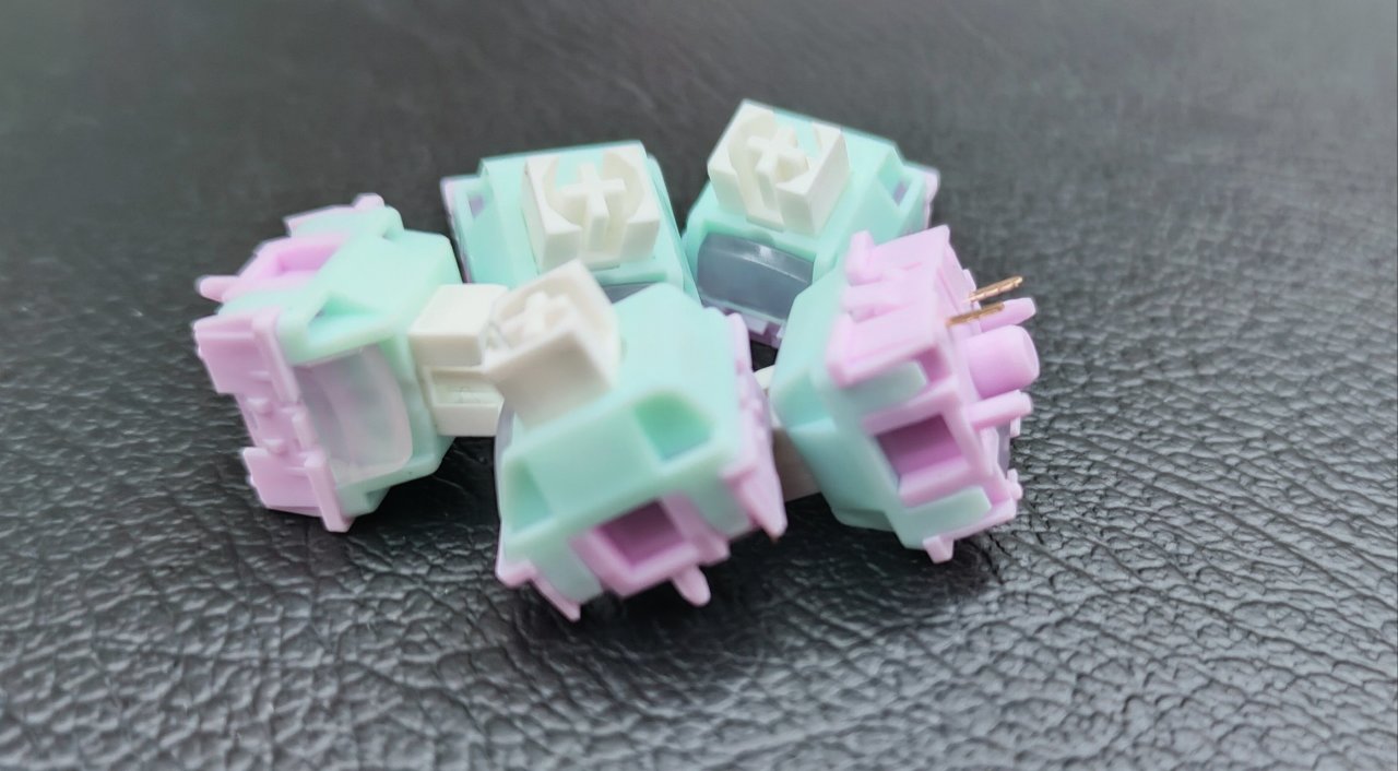 98配列真卷王?可插拔电池以及可插拔屏幕?高斯XS98T