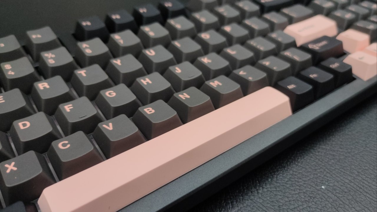 98配列真卷王?可插拔电池以及可插拔屏幕?高斯XS98T