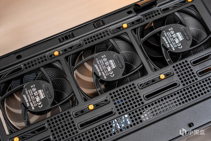 【球盟会】酷黑小爽——DARK ROCK PRO5+迫击炮2+索泰4060TI+乔思伯D300装机