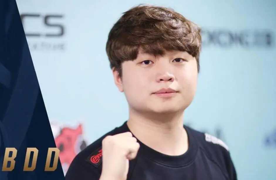 【英雄联盟】Ruler调侃faker：没有他的电话，打完比赛就被当陌生人-第2张