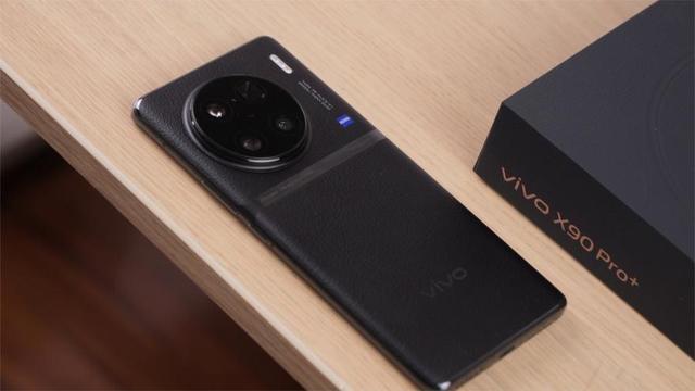 【球盟会】春节最火品牌：蓝厂在W4～W6期间成为中国手机销量王者