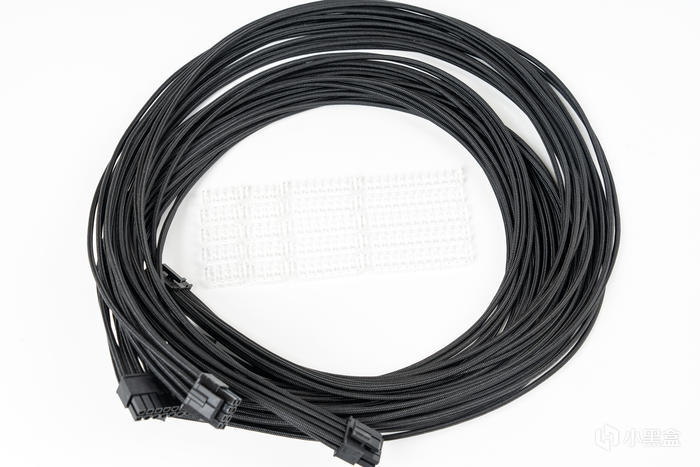 【球盟会】紫金绽放——ROG X670E Extreme + 创世神GR701分体水冷装机展示