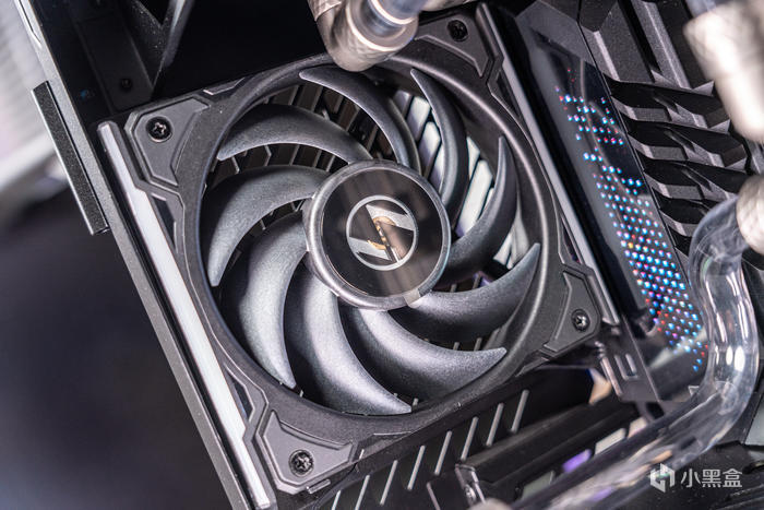 【球盟会】紫金绽放——ROG X670E Extreme + 创世神GR701分体水冷装机展示