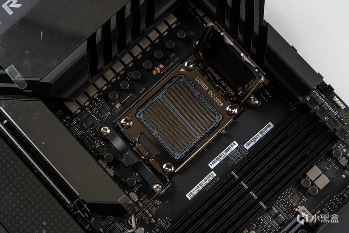 【球盟会】紫金绽放——ROG X670E Extreme + 创世神GR701分体水冷装机展示